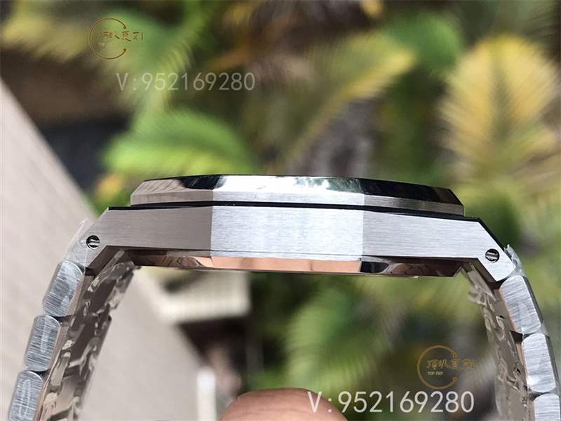 ZF廠愛彼15500復(fù)刻表評(píng)測(cè)-ZF廠15500實(shí)拍細(xì)節(jié)-復(fù)刻表