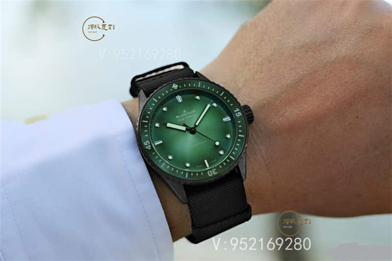 GF廠寶珀黑陶瓷五十噚極光綠盤(pán)5005復(fù)刻表做工怎么樣-無(wú)溝雙髻鯊限量版-復(fù)刻表