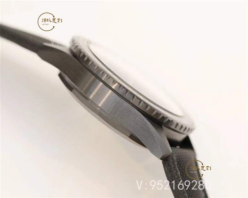 GF廠寶珀黑陶瓷五十噚極光綠盤(pán)5005復(fù)刻表做工怎么樣-無(wú)溝雙髻鯊限量版-復(fù)刻表