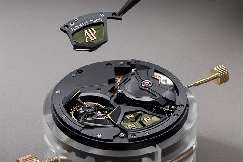 AUDEMARS PIGUET - 愛(ài)彼AUDEMARS PIGUET的陶瓷色彩張力，如何刷新Royal Oak皇家橡樹(shù)系列經(jīng)典印象？